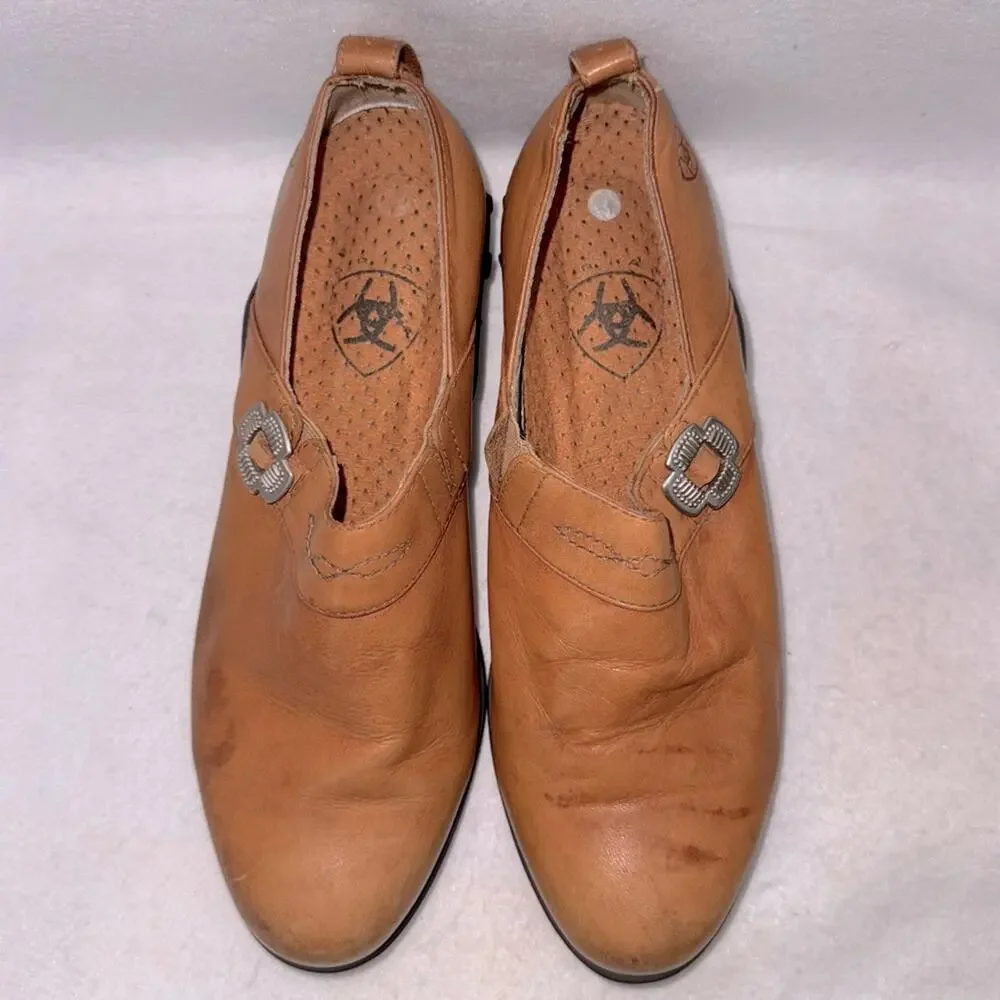 Women’s Ariat Leather Slip-on Booties Tan size 6.5 Western Cowboy
